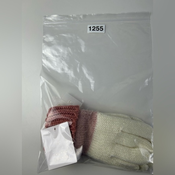Women's LC Lauren‎ Conrad mixed yarn striped gloves - Picture 6 of 6